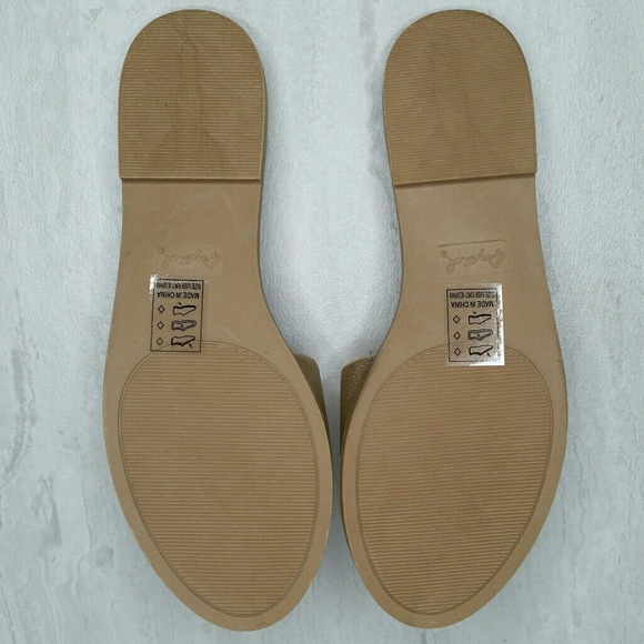 SALE!!! Sandal Gold Metallic Slide Flat Open-Toe Sandal NEW - Picture 7 of 8